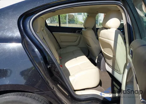 2013 Lincoln Mks from USA, damaged, VIN 1LNHL9DK5DG618563